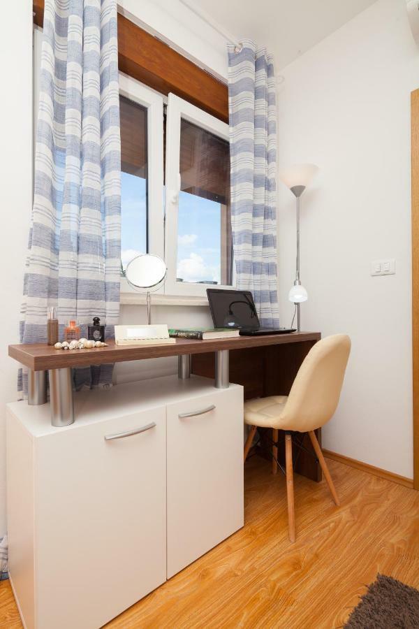Luxury Apartment With Private Rooftop Terrace プーラ エクステリア 写真